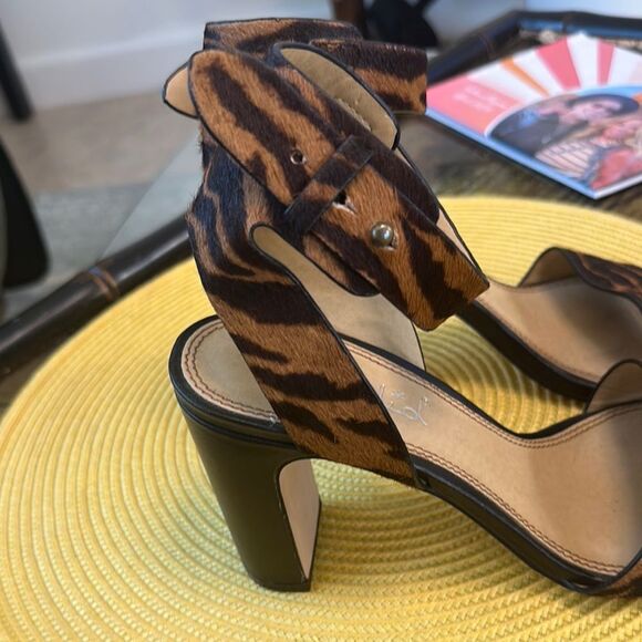 Splendid Women's Tiger Print Block Heel Sandals - Picture 12 of 13